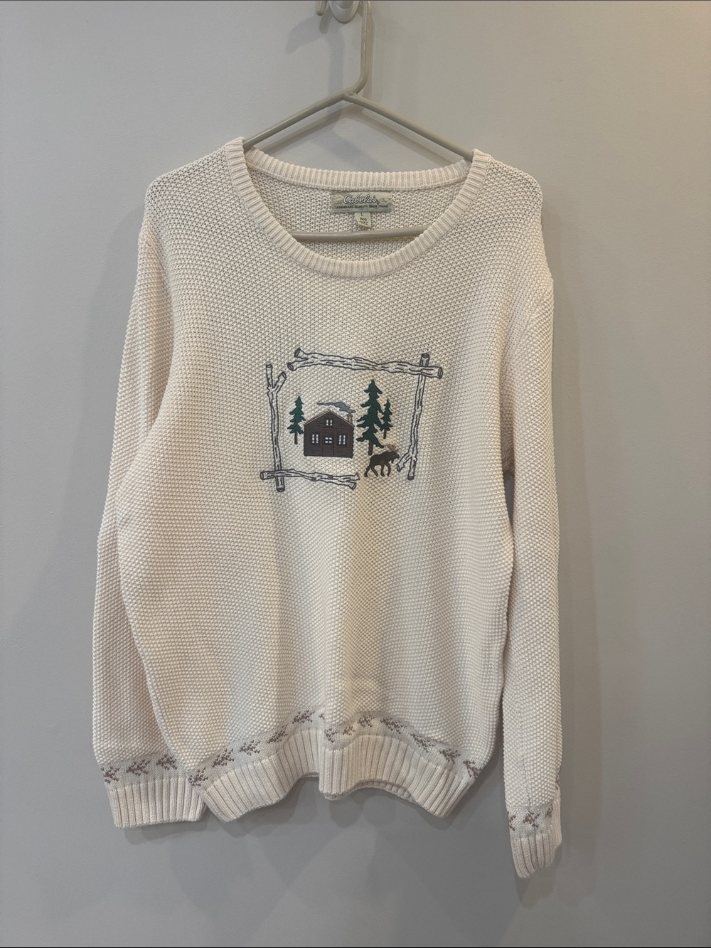 Cabela's Cream Knit Crewneck Sweater with Forest Cabin Motif
